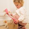Eliot le chien avec manteau et laisse Egmont Toys Ambiance 4