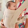 Porte bébé Embrace SoftAir Mesh Cream  par Ergobaby