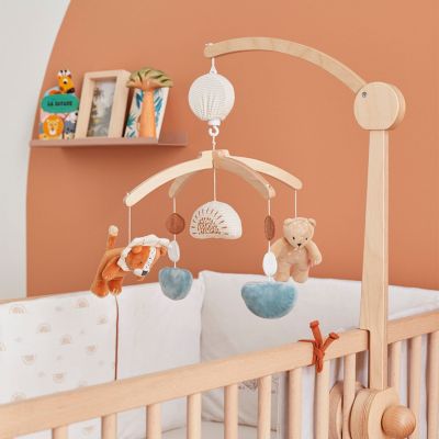 Mobile musical en bois Babou & Kendi