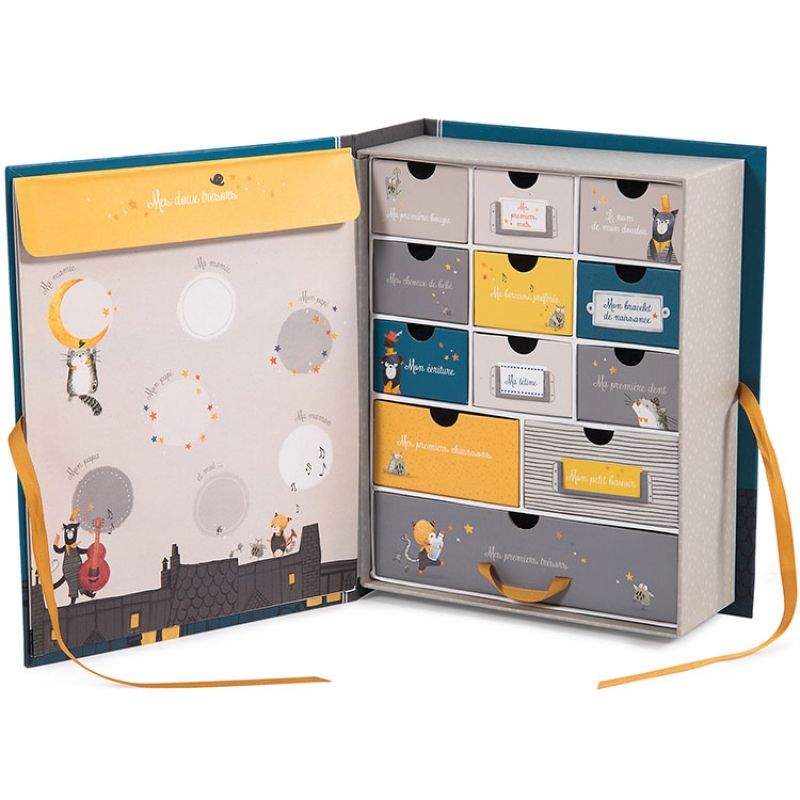 Coffret souvenirs Trésors de l'enfance Les Moustaches Moulin Roty