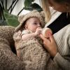 Coussin d'allaitement Snow Taupe Baby's Only Ambiance 2