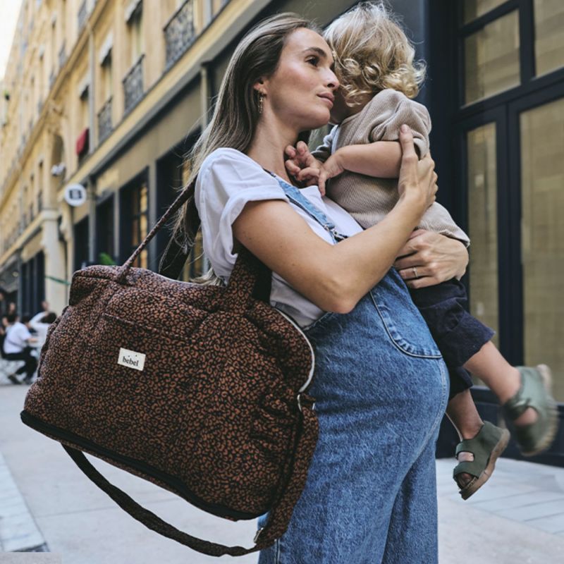 Sac à langer Middle Léopard BEBEL Ambiance 2