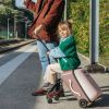 Valise avec assise de voyage Luggage Eazy Guimauve Béaba Ambiance 2