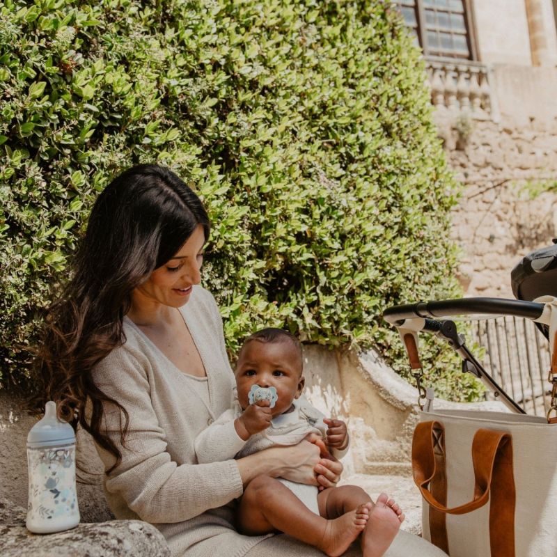 Biberon tétine SXPro M Wonderland Bleu (270Ml) Suavinex Ambiance 2