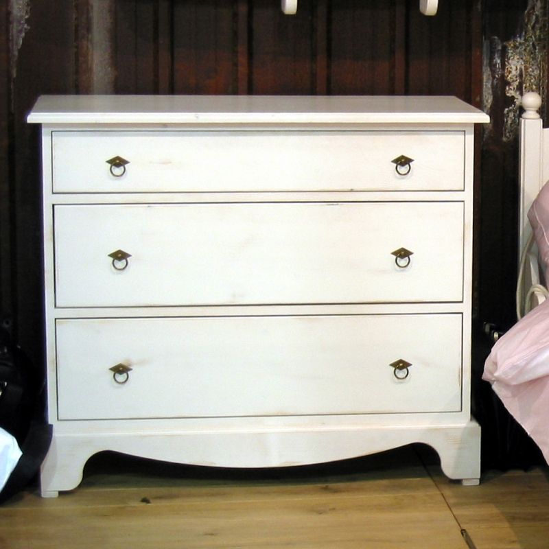 Commode 3 tiroirs Eline finition laques : usé - patiné - antique (12 teintes) Mathy by bols