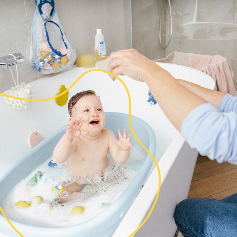 Jouets de bain Rigolo Spash (8 pièces) Badabulle Ambiance 2