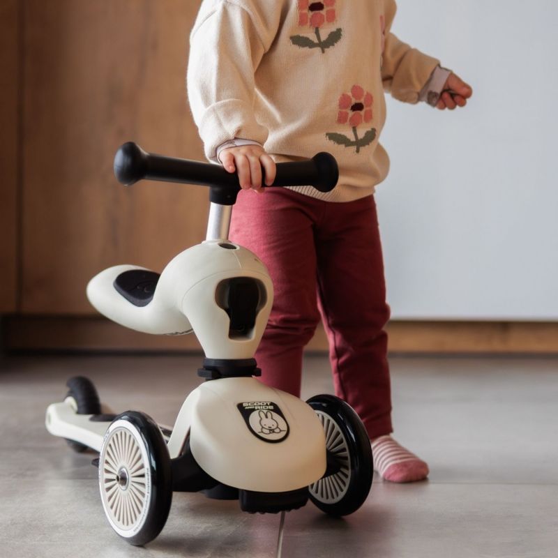 Porteur évolutif Highwaykick 1 Push and Go Miffy Scoot and ride Ambiance 8