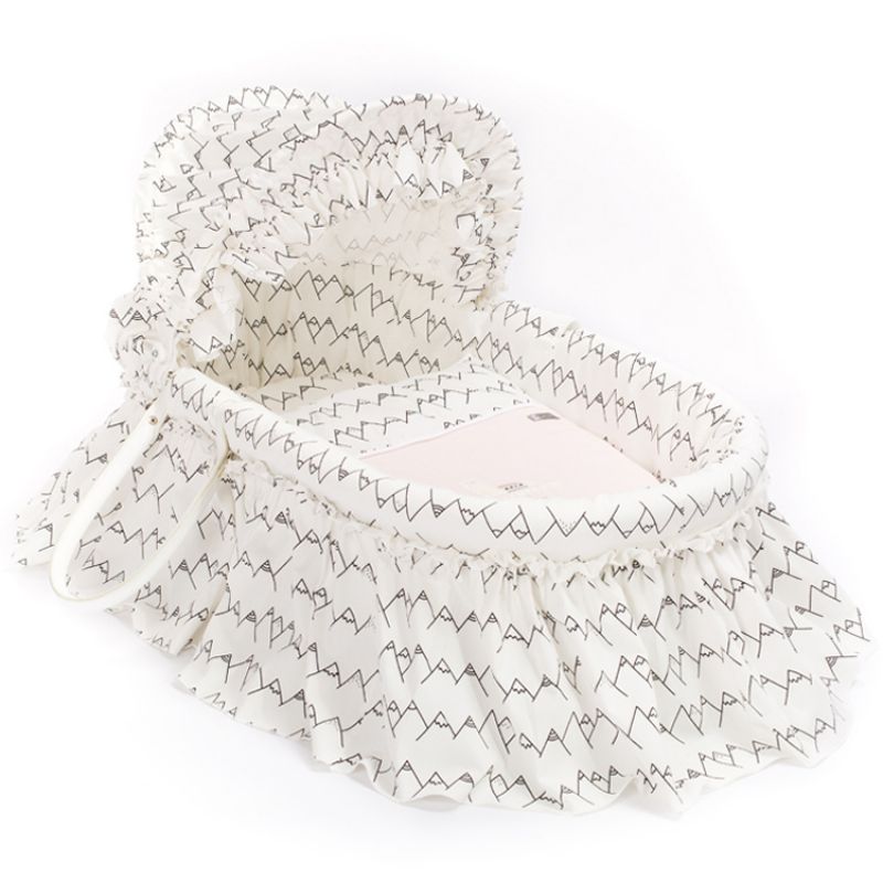 Couffin en osier rose Lamamour Maison Nougatine