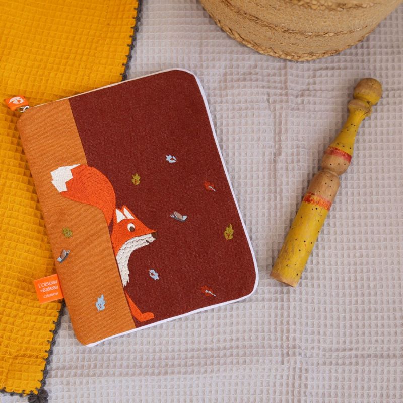 Protège carnet de santé Moit Moit Renard (personnalisable) L'oiseau bateau Ambiance 3