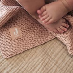 Couverture en tricot Basic Knit Wild Rose (75 x 100 cm)