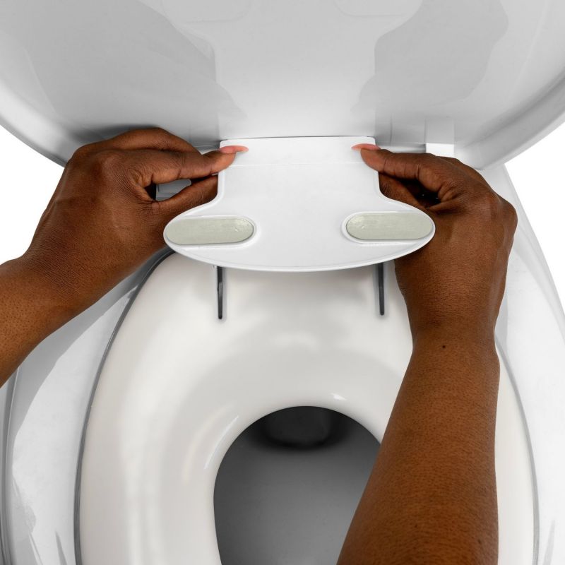 Réducteur de toilette semi-permanent Flip & Sit Ingenuity Ambiance 6
