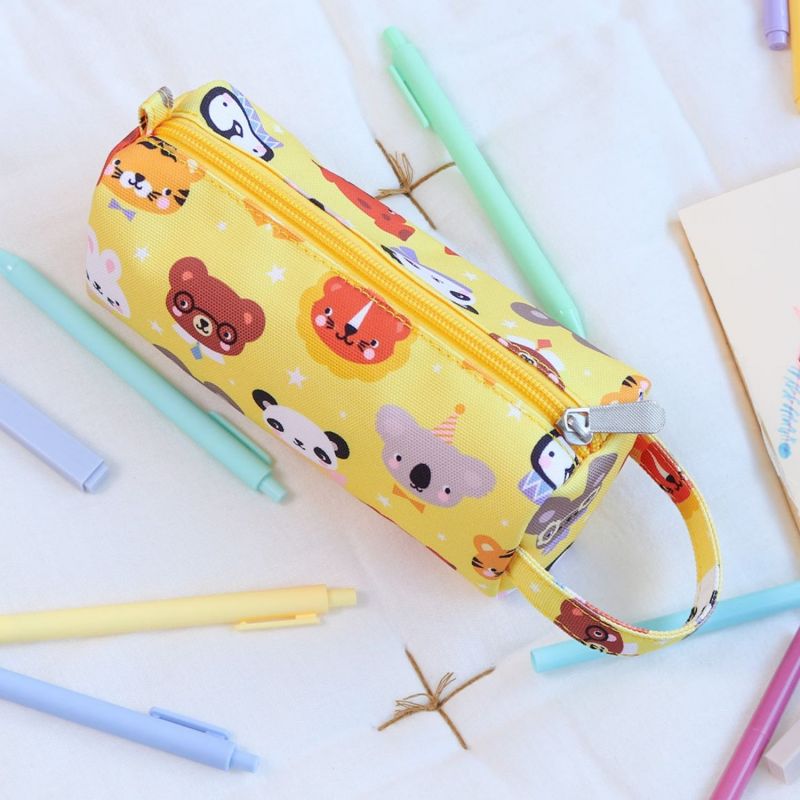 Trousse scolaire Amis des animaux A Little Lovely Company Ambiance 5