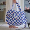 Sac à langer Comme un bonbon Romy damier bleu BEBEL Ambiance 3