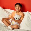Ours en Peluche à colorier lavable et réutilisable Artie avec 10 feutres (25 cm) Eatsleepdoodle Ambiance 4