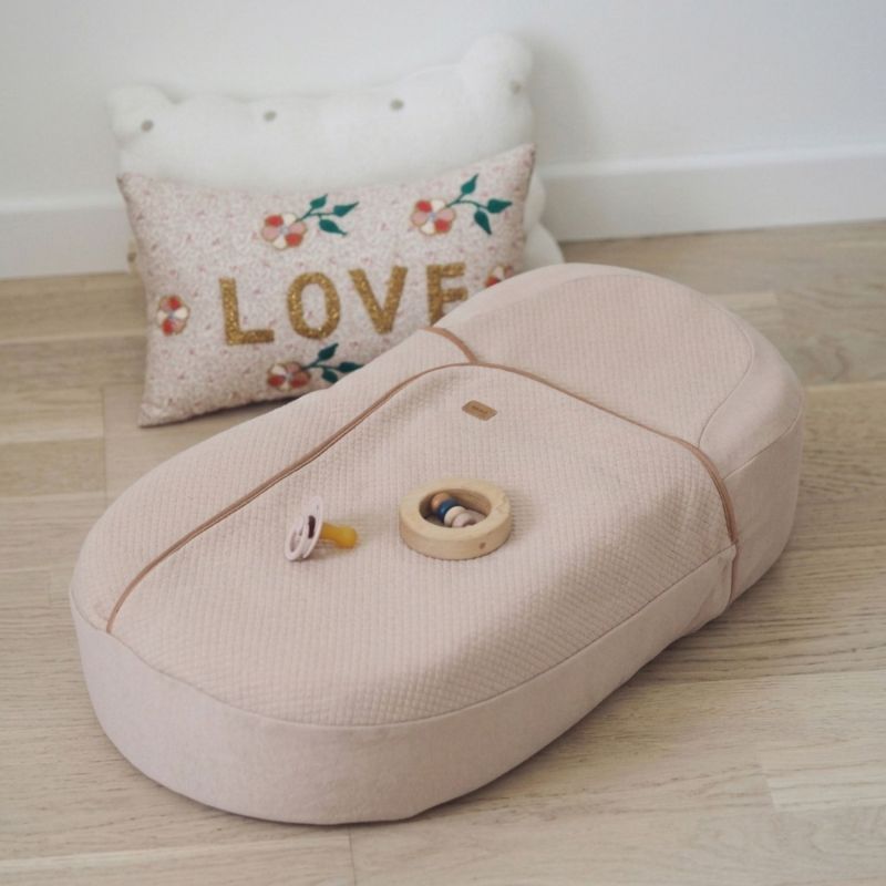 Réducteur de lit Cocoonababy 10° Fleur de coton avoine Béaba Ambiance 3
