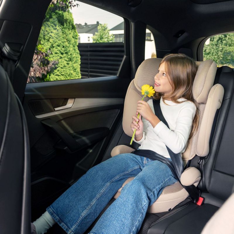 Siège auto Xpand 2 Pro i-Size Beige (groupe 2-3) Kinderkraft Ambiance 1