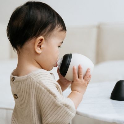 Gourde d'apprentissage en silicone Bubble - Elhée – Les Baby's