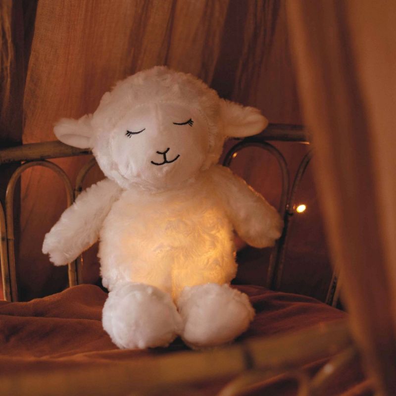 Veilleuse peluche Wooly (32 cm) Trois Kilos Sept Ambiance 2