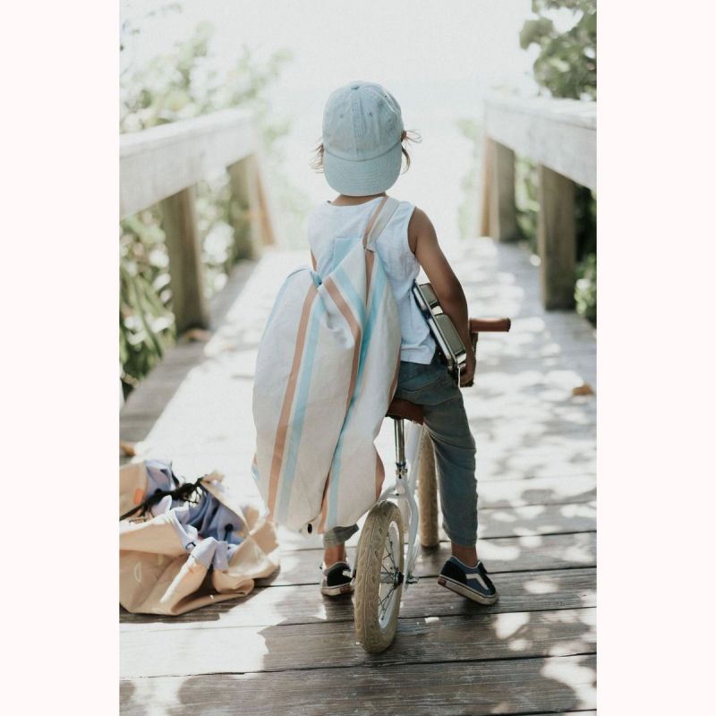 Sac à jouets 2 en 1 Noomad Outdoor Stripes Play&Go Ambiance 8