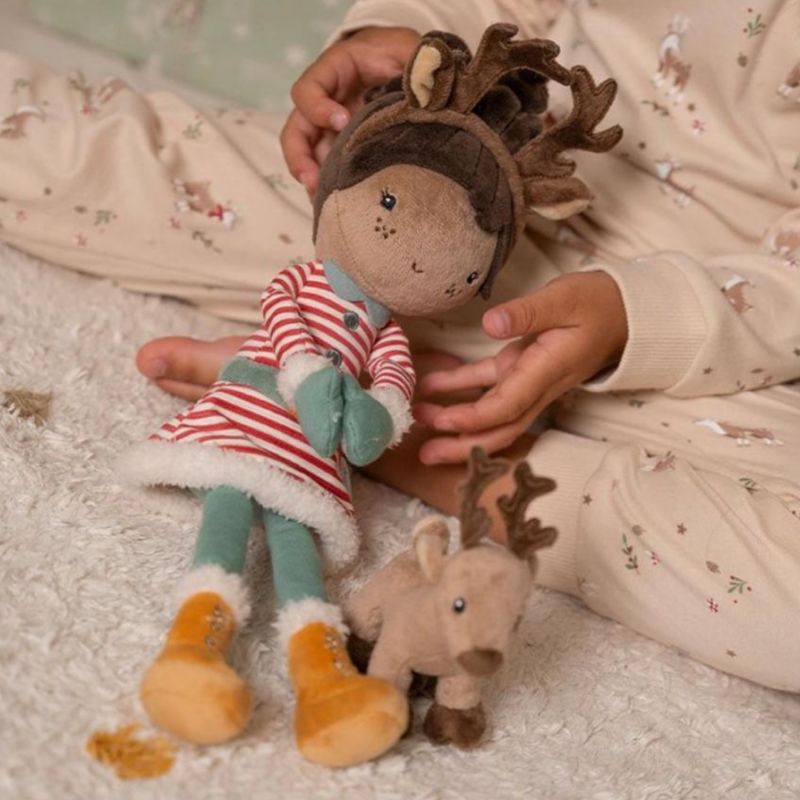 Poupée souple Evi et son renne (35 cm) Little Dutch Ambiance 7