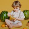 Bouteille sensorielle Learn bottle Fruits  par Petit Boum