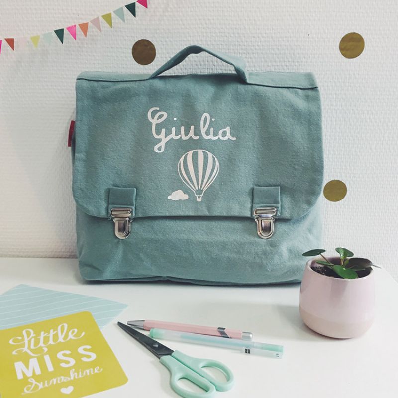 Cartable maternelle 33 cm vert amande (personnalisable) Les Griottes Ambiance 5