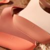 Lot de 2 bavoirs en silicone Blush Shades Jollein Ambiance 4