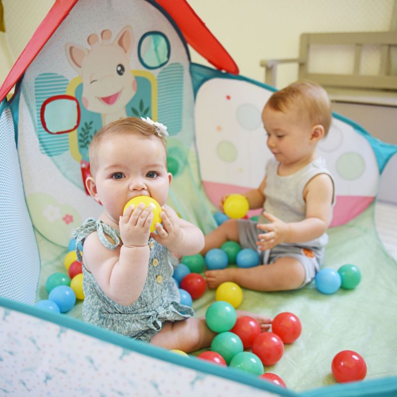 Piscine à balles Sophie la girafe Sophie la girafe Ambiance 2