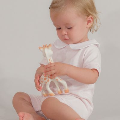 Sophie la girafe en boîte cadeau (18 cm)