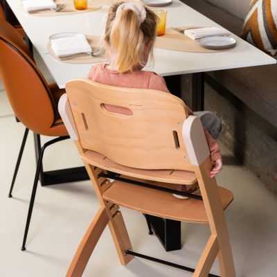 Chaise haute en bois évolutive : comment la choisir ? - Blog bébé