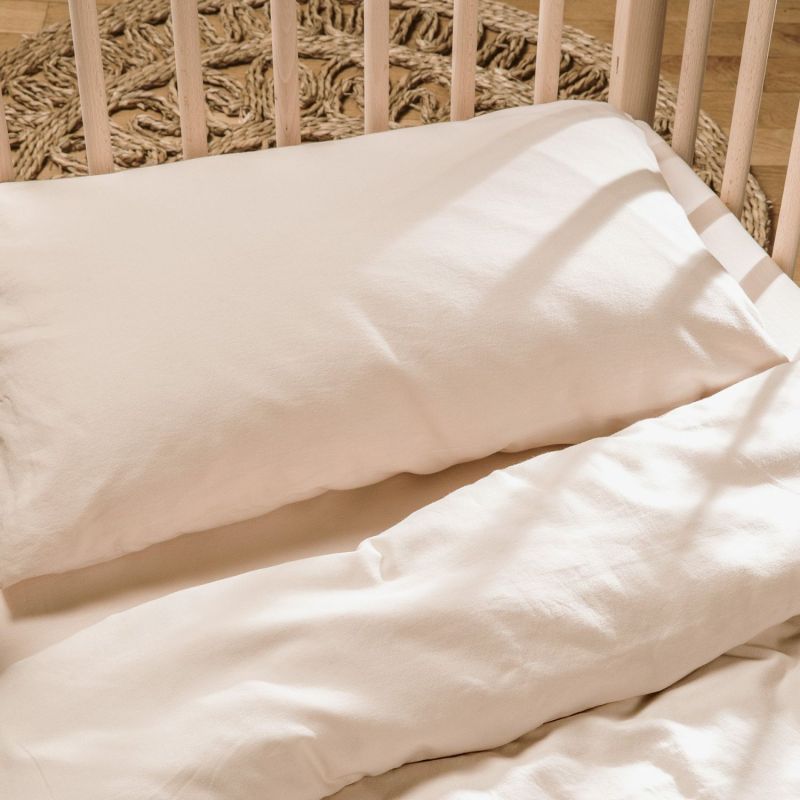 Taie d'oreiller pur coton Rose nude (40 x 60 cm) Kadolis Ambiance 3