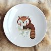 Assiette en porcelaine Panda roux (personnalisable)  par Gaëlle Duval