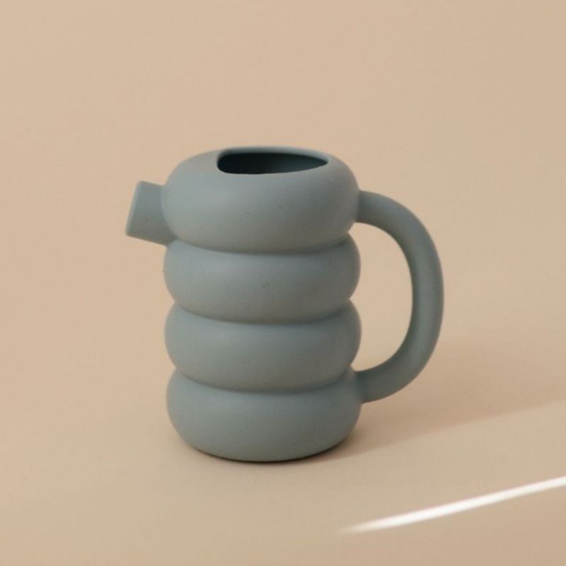 Arrosoir en silicone French Blue Mushie Produit 3