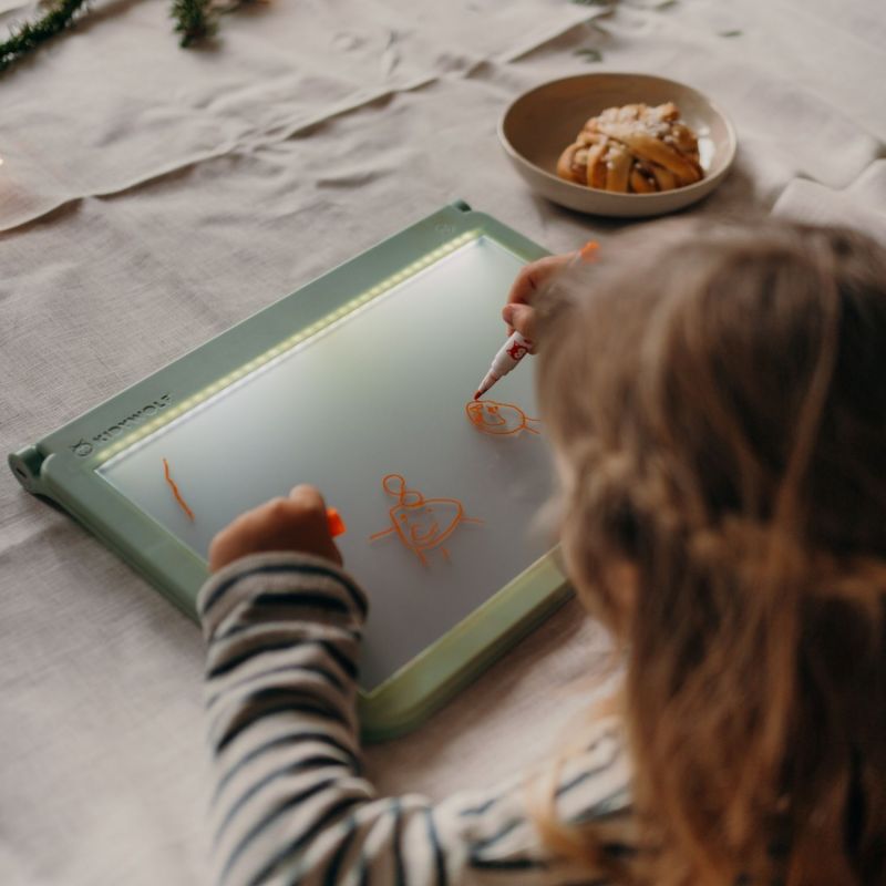 Tablette lumineuse nomade KIDYDRAW MANGA KIDYWOLF Ambiance 7