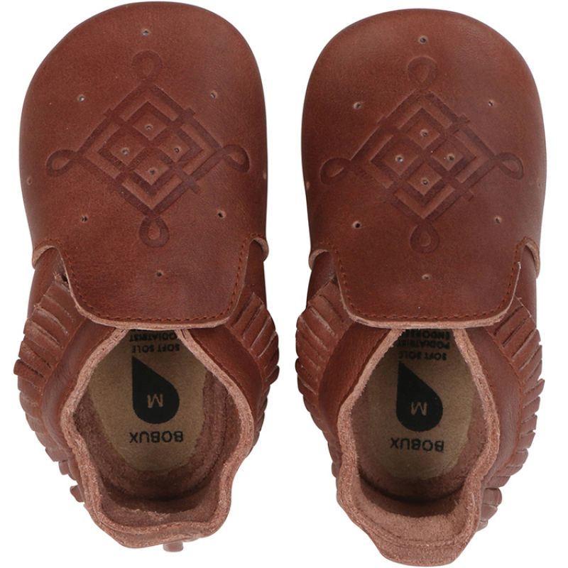 Chaussons bébé en cuir Soft soles frange marron (9-15 mois) Bobux