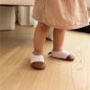 Chaussons Les Petits Velours Rose Pâle (pointures 21-23) Les Pas Petits Ambiance 5