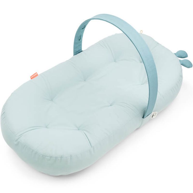 Cozy Lounger avec arche d'activité Raffi Bleu Done by Deer