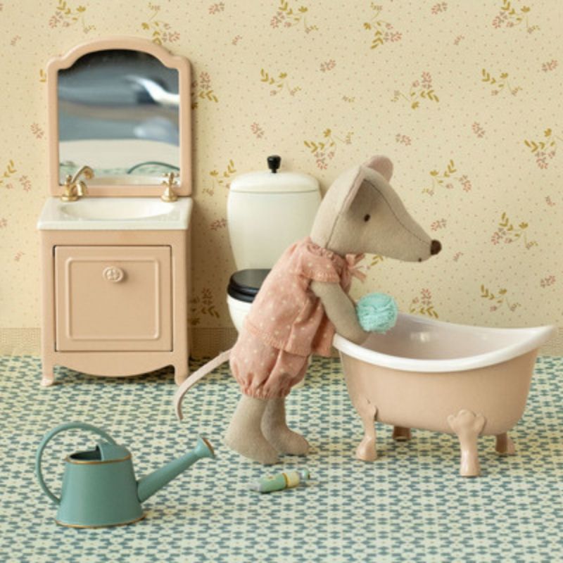 Souris Grande Sœur dans sa boîte assortie Maileg Ambiance 3