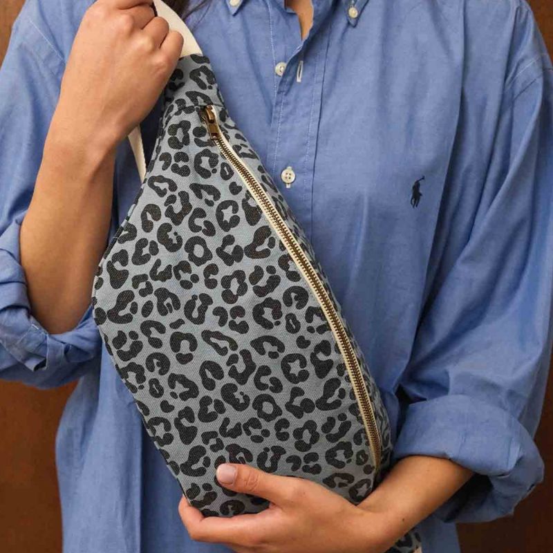 Sac banane Graou Blue Sky Rose in April Ambiance 2