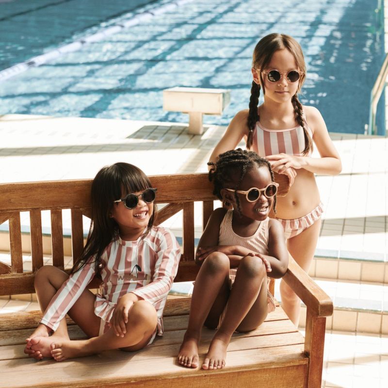 Lunettes de soleil Darla Rose transparent (4-10 ans) Liewood Ambiance 7