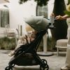 Poussette Metro 3 Deluxe Willow Green Ergobaby Ambiance 2