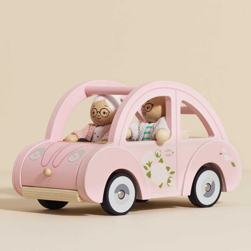 Voiture en bois FSC de sophie pour figurines Le Toy Van Ambiance 7
