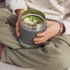 Thermos alimentaire en Inox minéral gris et vert sauge (300 ml) Béaba Ambiance 9
