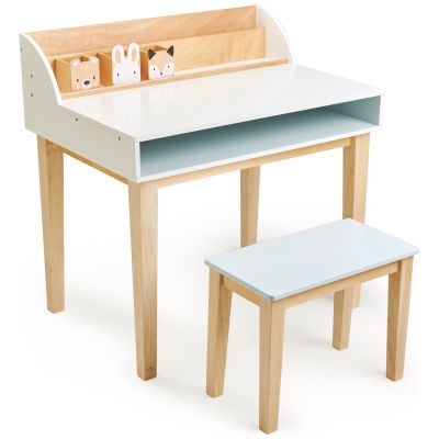 Bureau et chaise  par Tender Leaf