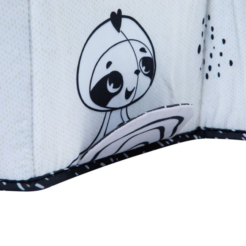 Livre d'activités Black & White Tiny Love Produit 8