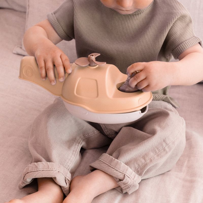 Hélicoptère Bateau Peach Simple Ambiance 2