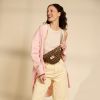 Sac banane Olivia Léopard Cannelle Hindbag Ambiance 7