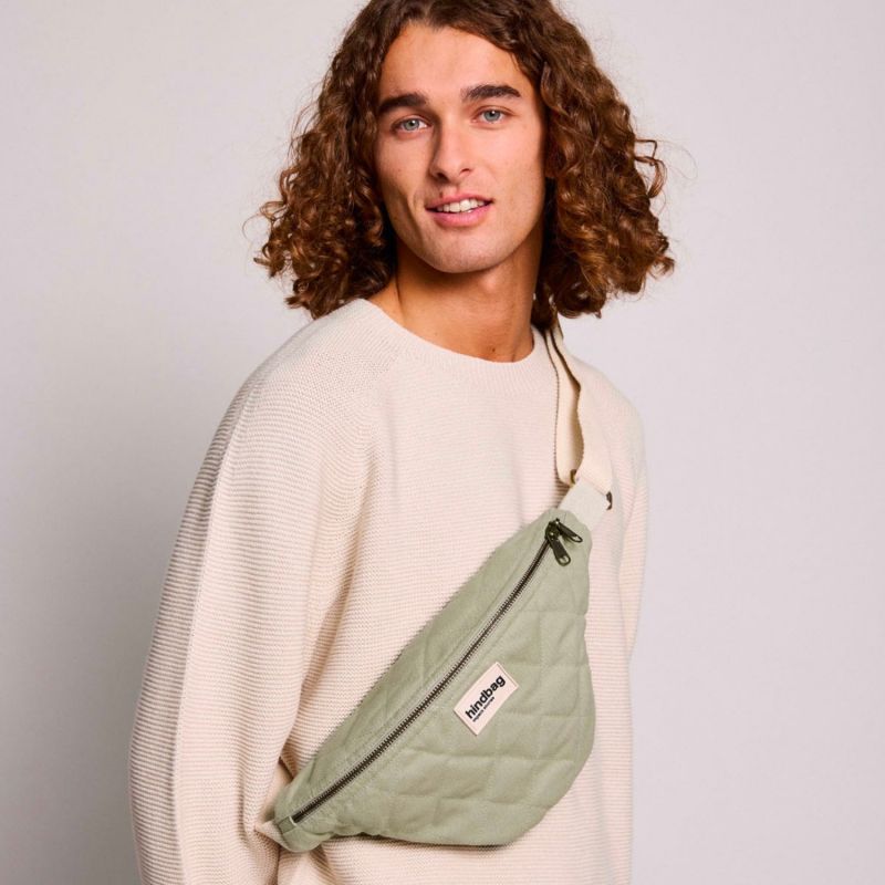 Sac banane Olivia matelassé Argile Hindbag Ambiance 2