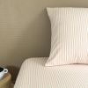 Drap housse en percale de coton Rayé Peach (80 x 160 cm) Kadolis Ambiance 2