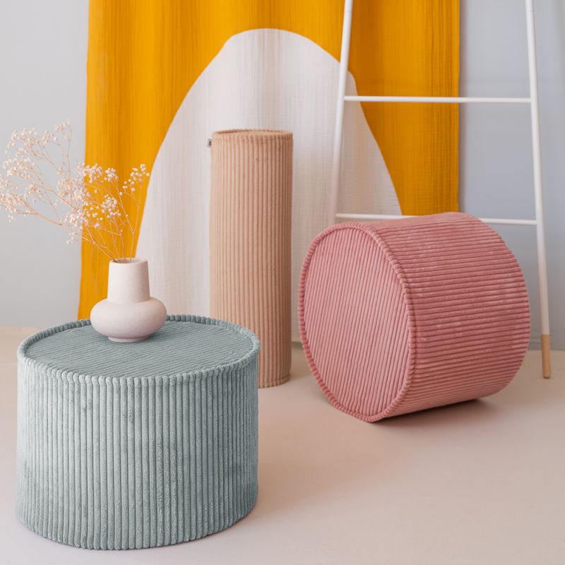 Pouf Pink Mousse velours côtelé Wigiwama Ambiance 2